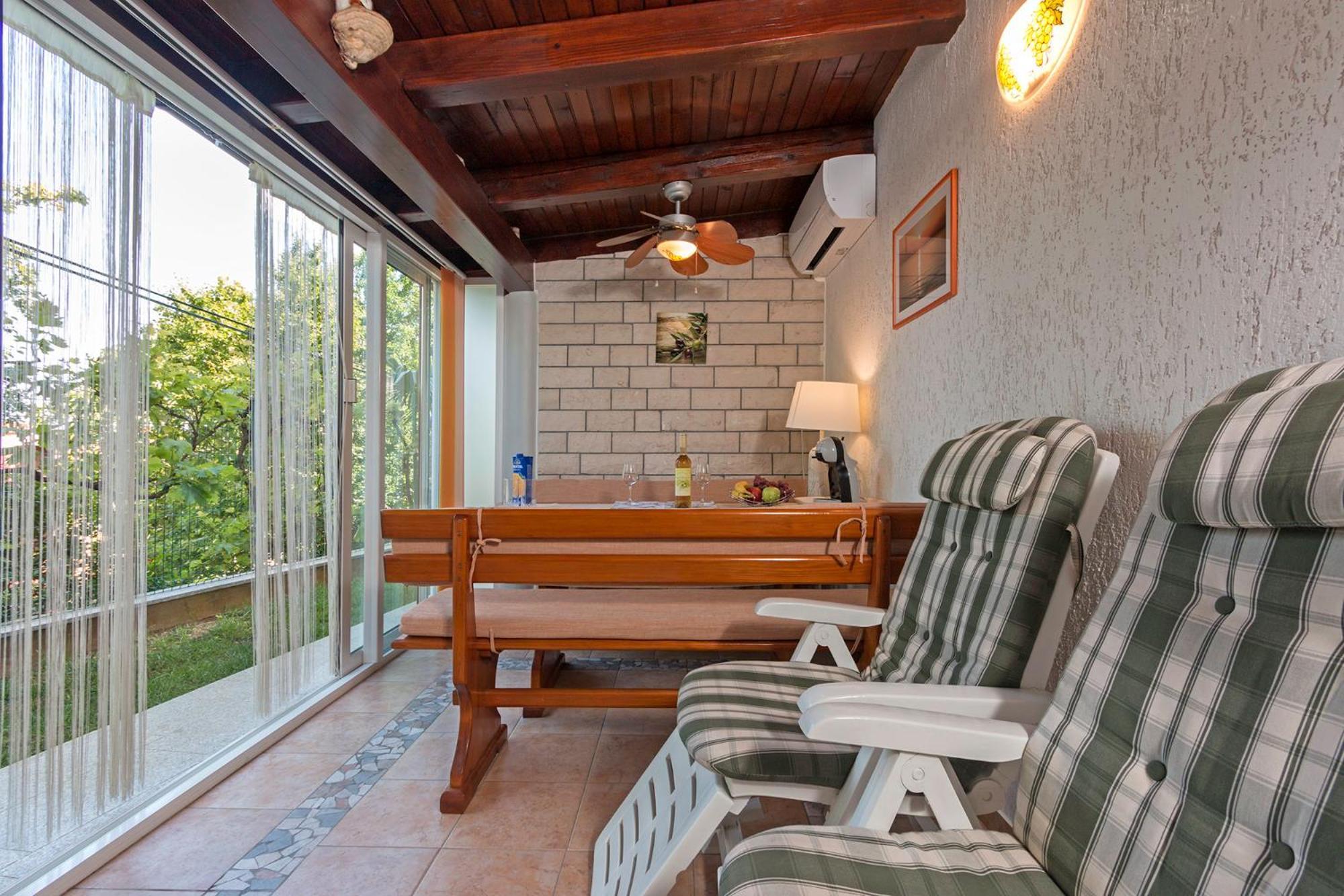 Studio Apartment Oliva พูลา ภายนอก รูปภาพ
